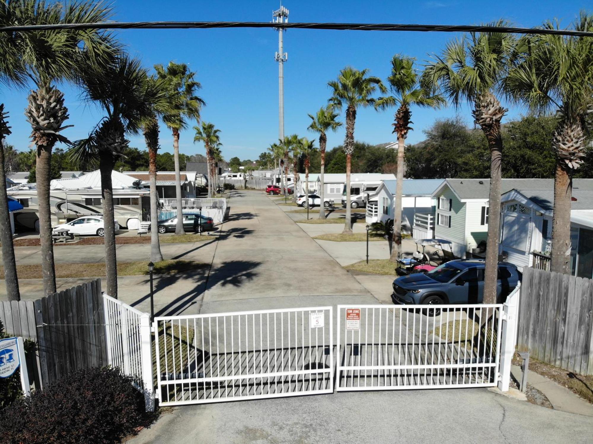 Family Friendly Beach Home Located In Beautiful Miramar Beach, Fl Destin Eksteriør bilde